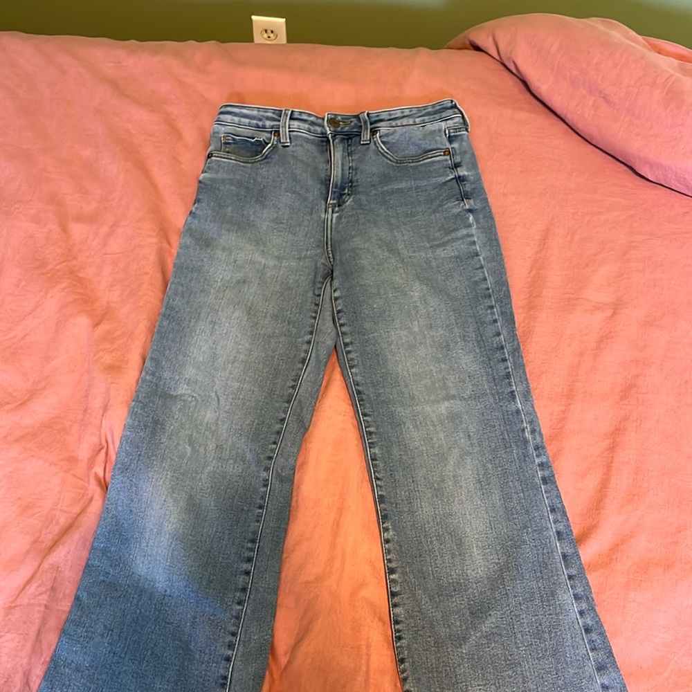 Bootcut blue jeans